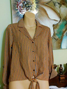 E & M BLOUSE SIZE LARGE NEW WITHOUT TAGS